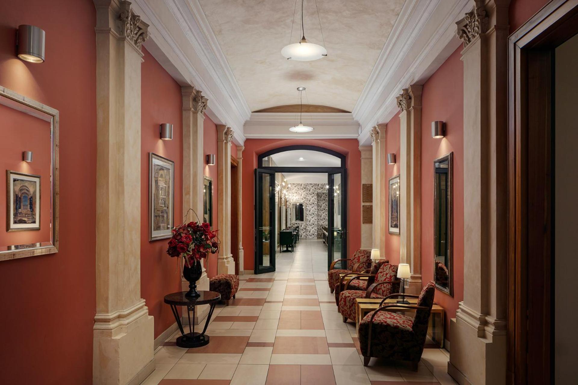 Ea Embassy 4* Praga
